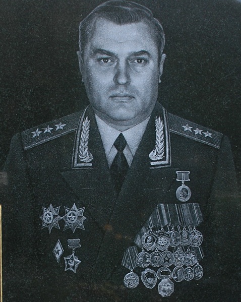 генерал-лейтенант Валерий Миронов - 19-й Командующий 2-й гв. ТА, май 1988 г. - март 1989 г.