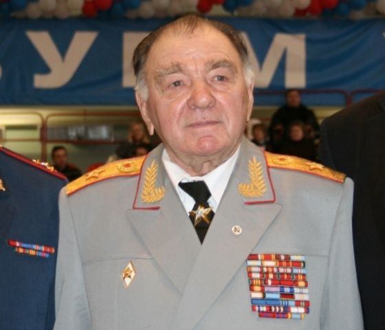 генерал-майор Николай Грачев - 15-й Командующий 2-й гв. ТА,  с июня 1976 г. по июль 1980 г. 
