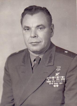 генерал-лейтенант Борис Курцев - 9-й Командующий 2-й гв. ТА,  июль 1965 г.- декабрь 1966 г. г.